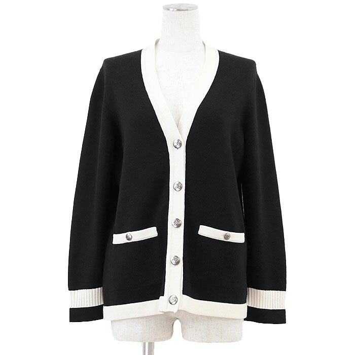 CHANEL シャネル 編み物ジレー 08A P34305 COCO目じるし名取り草 マトラッセ 刺しゅう 刺しゅう カシミール100% 真っただ中ゲージ バイ色合い アウター レディース 大いさ 44 黒いこと 象牙色 黒 連合王国製 長い巻き毛・ラガーフェルド期【中古】