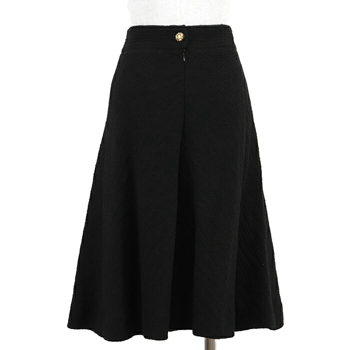 【極美品】CHANEL シャネル ツィード スコート 大きさ 42 レディース ゴールド ココマークボタン 09A P36027 2009年製 ボトムス 黒いこと 黒 フランス共和国製【中古】