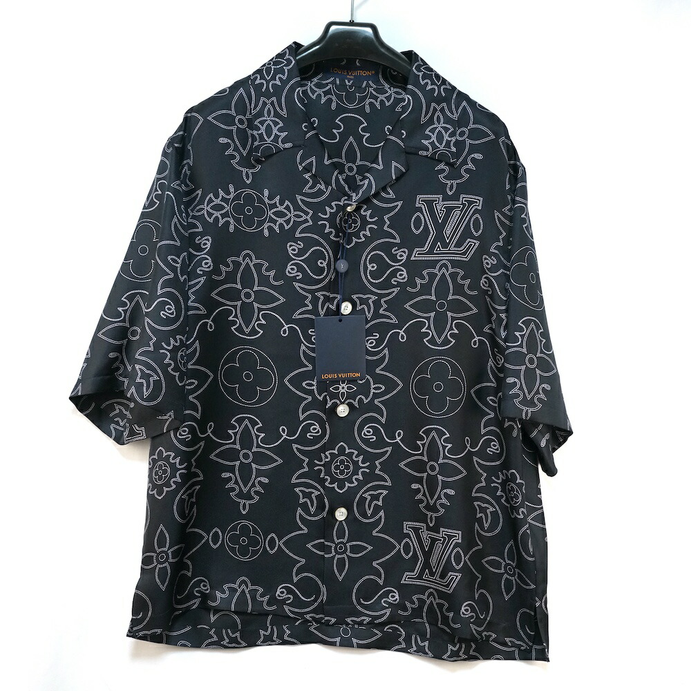 24AW LOUIS VUITTON ルイヴィトン 刷り上げる 遊撃手衣袂 地絹プルオーバー アロハシャツ 黒いこと L.XXL大きさ RM242M MRR HRS99W【中古】新古品