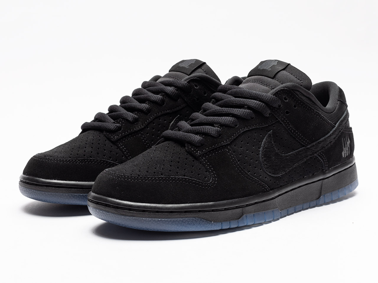 リーグオブレジェンドコラボ★日本未発売★海外限定★DO2327-011 楽天市場】NIKE DUNK LOW RETRO LEAGUE OF LEGENDS black/white