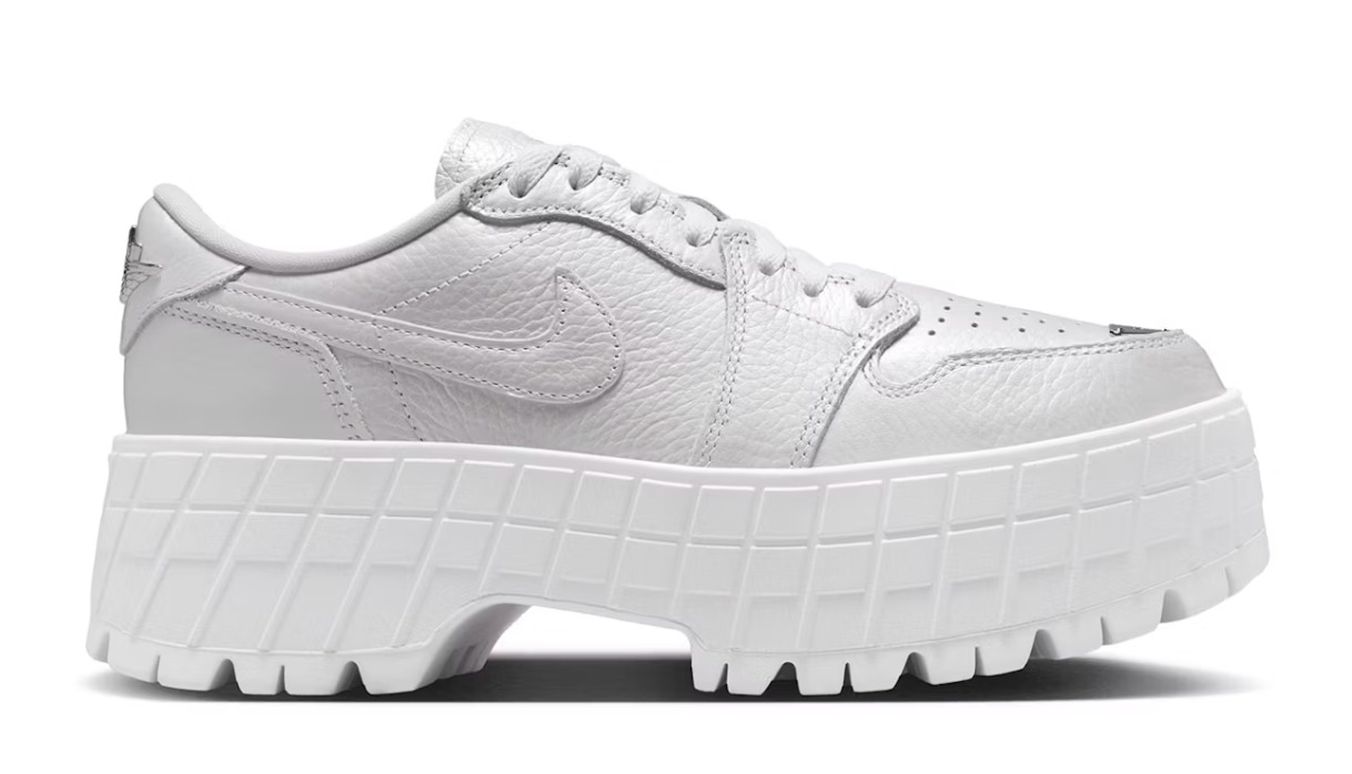 楽天市場】【ナイキ ウィメンズ エアジョーダン 1 ブルックリン ロー