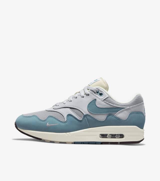 Nike Air Max 1 Patta Waves Monarch ナイキ エアマックス1 パタ Nike Air Max 1 Patta Waves Monarch ナイキ エアマックス1 パタ