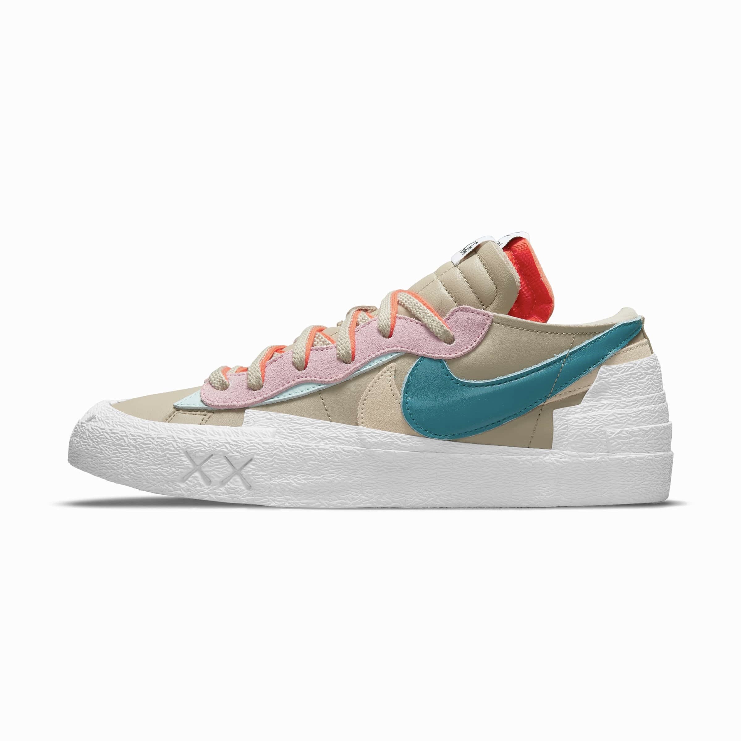 KAWS × sacai × Nike Blazer Low  Reed カウズ × サカイ × ナイキ ブレーザー 置き目  先んじる【中古】新古品