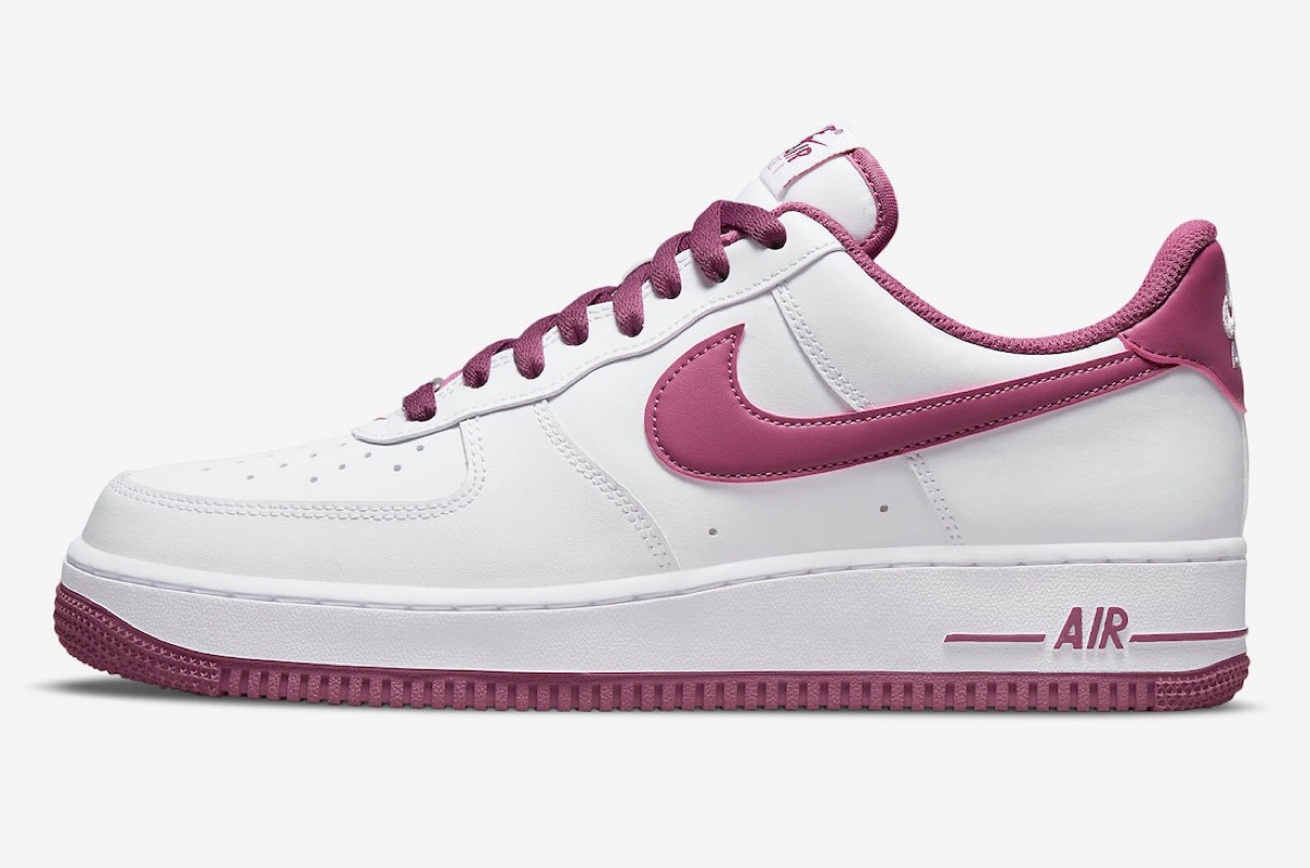Nike Air Force 1 Low  Light Bordeaux ナイキ 空軍1 置き目  ともし火 ボルドーワイン【中古】新古品