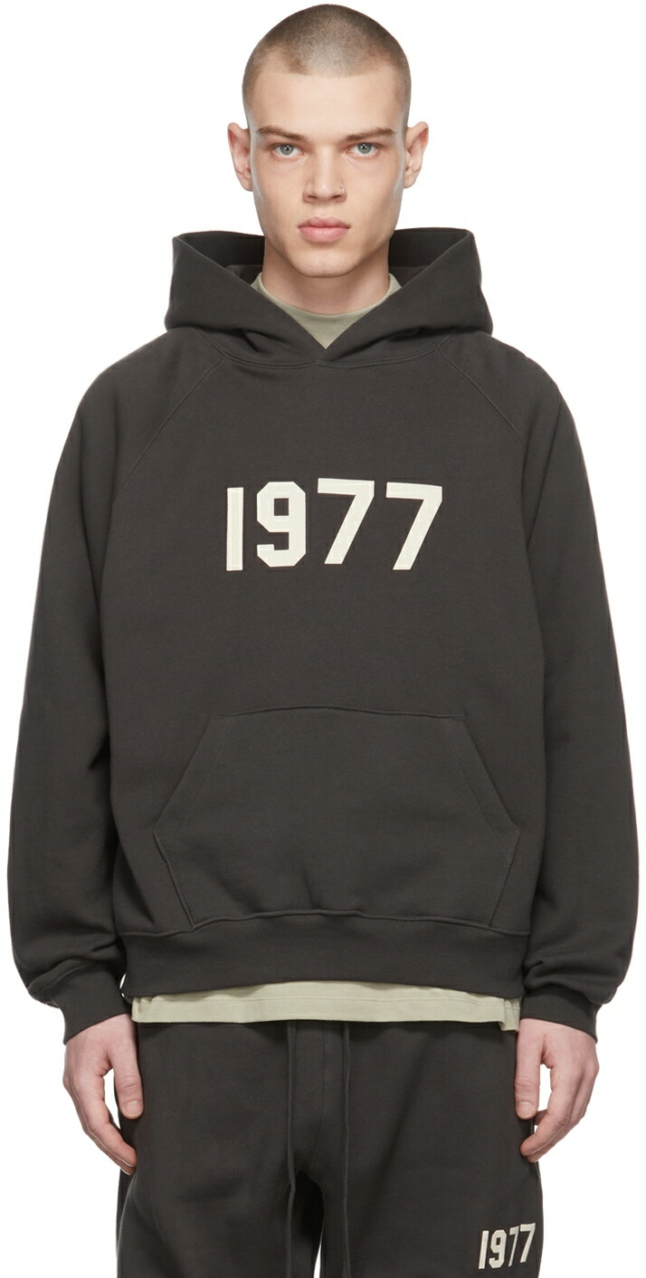 楽天市場】サイズ 選択可 FOG FEAR OF GOD ESSENTIALS 1977 HOODIE 楽天市場】サイズ 選択可 FOG FEAR OF GOD ESSENTIALS 1977 HOODIE
