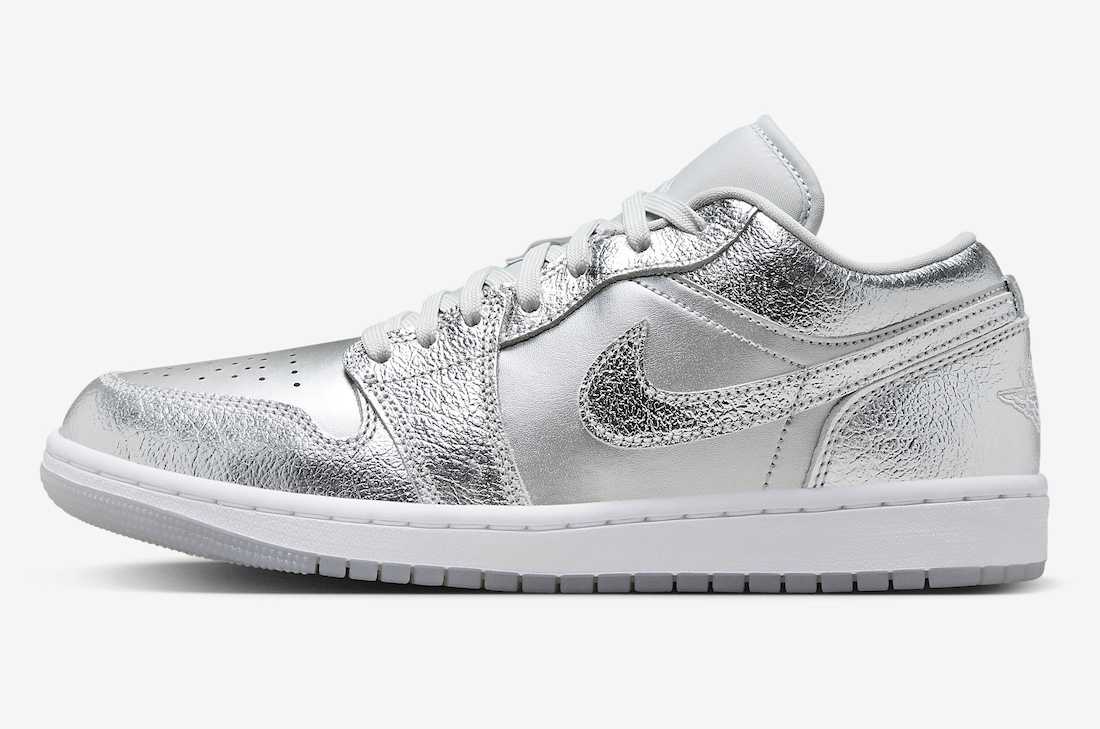 Nike WMNS Air Jordan 1 Low SE  Metallic Silver ナイキ ウィメンズ エアジョーダン1 置き目 SE  メタリックシルバー FN5030-001【中古】新古品