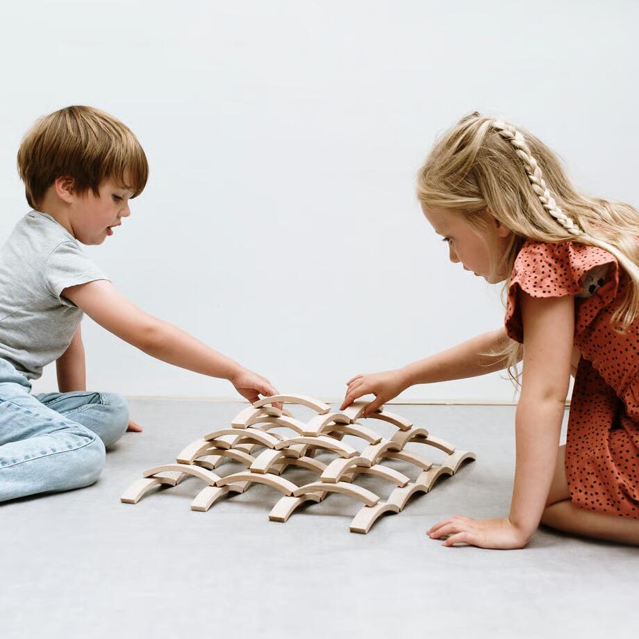 【正規輸入品】Abel blocks mini 66 エイベルブロック ミニ 66個セット 木のおもちゃ 積み木 木製ブロック バランスゲーム マンダラ遊び 玉の道 知育玩具 3歳 4歳 5歳 6歳 幼児 北欧風 FSC認証 天然木 出産祝い 誕生日プレゼント クリスマス ギフト対応 送料無料
