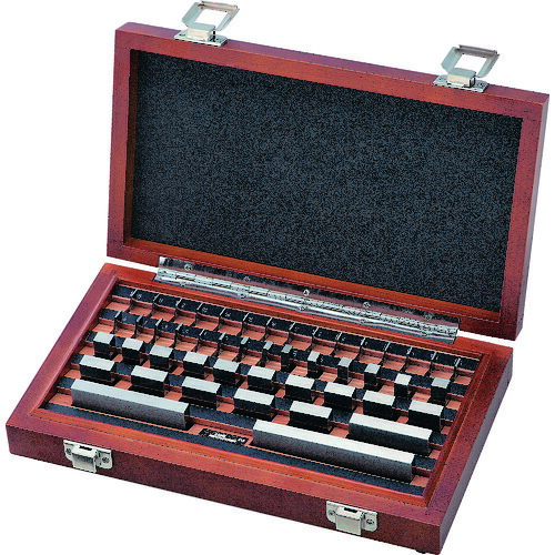 ＳＫ ブロックゲージセット １級相当品 ３２個組 GBS1-32 【833-8097】