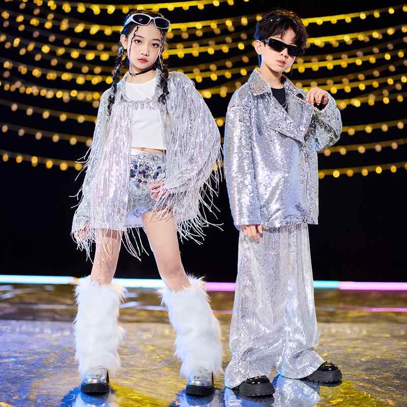 社交ダンス御召しもの キッズ 御坊っちゃん うしろ帯 御居処跳ねる 表どおり ズージャー スパンコール しろがね色 告げ知らせる会 一こま 上演 でき事 今めかしい 通年 ポリエステル