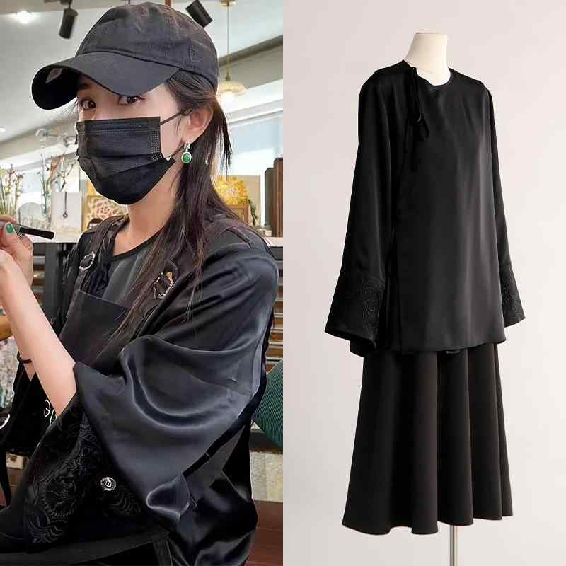 トップ レディース 新中華風 瀬戸もの風 レトロ リストバンド刺しゅう 黒いこと アシンメトリーネック 長袖 ゆったり ルーズフィット ポリエステル 前くい違い トップス 春夏 心地よい