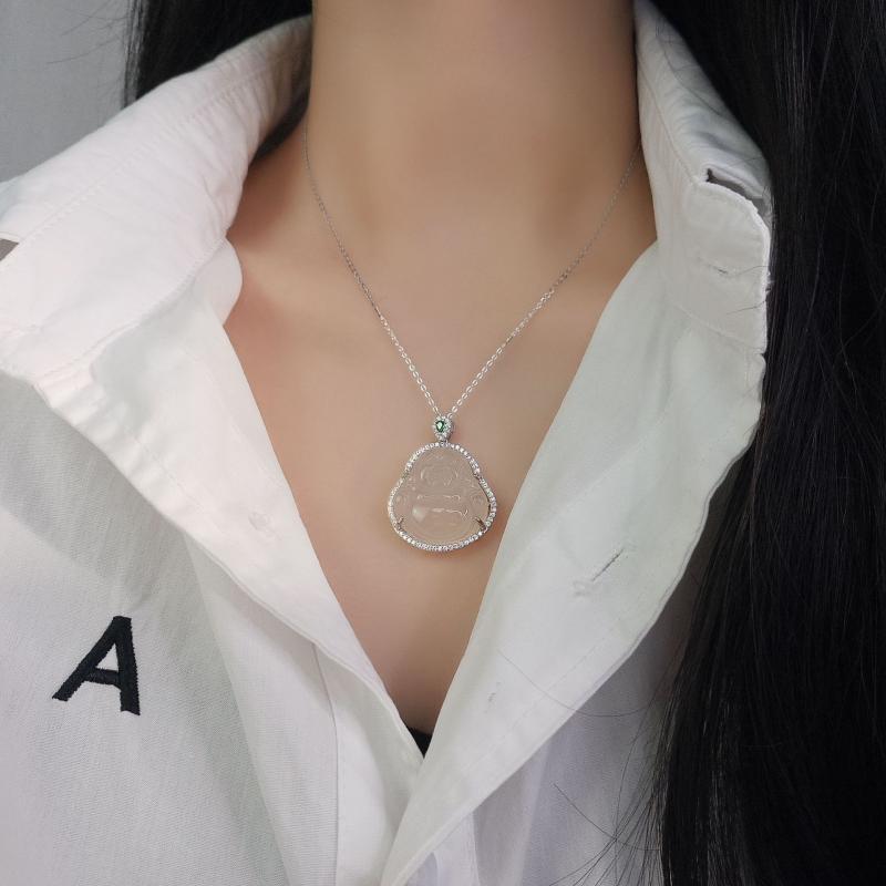 ネックレス レディース S925シルバー ジルコニア ホワイトカルセドニー 弥勒菩薩モチーフ 新中華風 シンプル 上品 軽やか 豪華感 デイリー オフィス 普段使い 鎖骨ネックレス｜オレンジアイランド