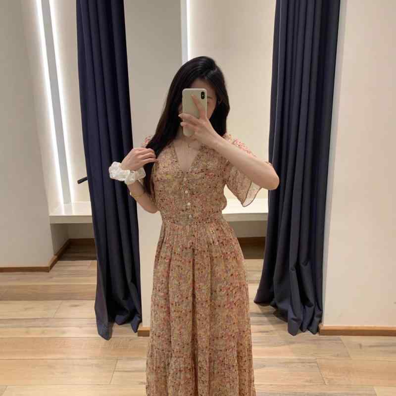 衣装 レディース Vのど首 シフォン サクラ色 フローラル柄 人絹 フレンチ表現スタイル 晴れ晴れしい感 女子らしい MIDI丈 A生産ライン 普段使い走り お出かけ 春夏