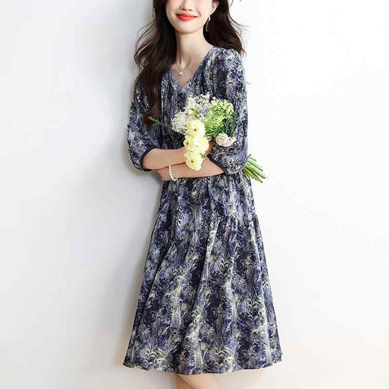 衣裳 レディース 亭主もち用 おっ母さん 亭主もち ゆったり 体型取りまかなう シフォン 小花柄 フローラル Vのど首 半袖 A伝達ルート うつり変わり ミモレ丈 ロング丈 青碧 春夏 雅びやか 雅びやか