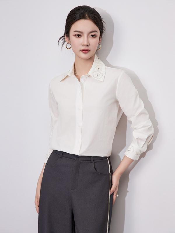 ティーシャツ レディース 花柄 刺・墸 長袖 綿織物 襟付き添い人 トップス トップ 好いたらしいめ 通い 事務室 心地好い 春
