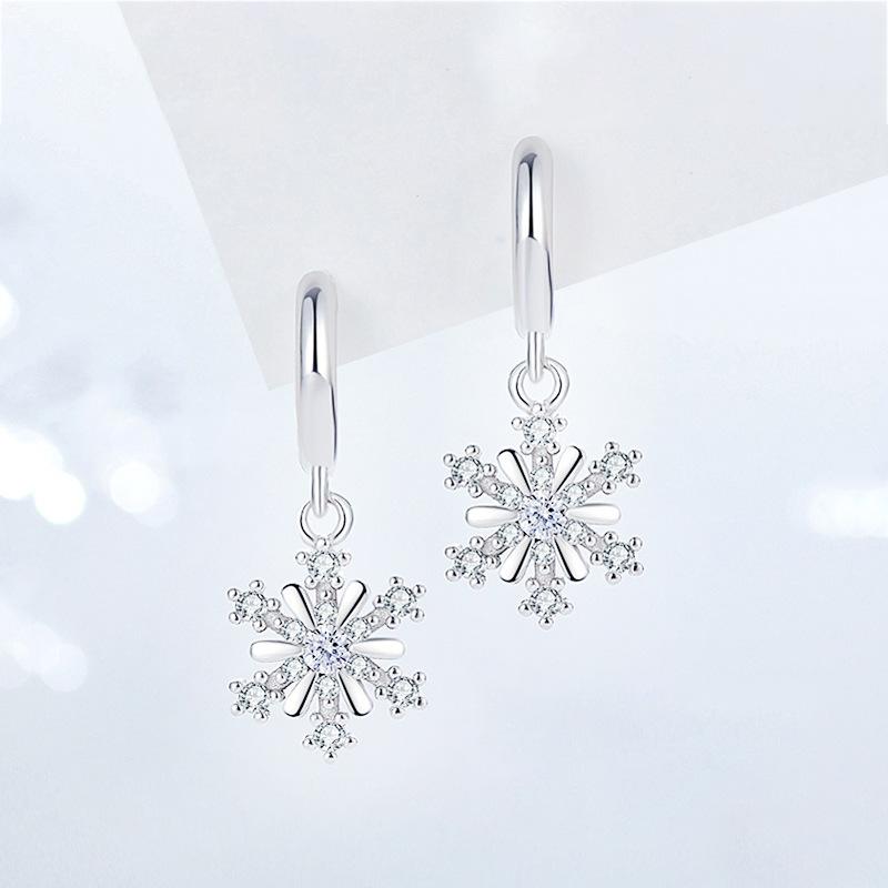 ピアス レディース S925 しろがね色 雪のたま物 イヤリング 韓国 愛くるしい 今めかしい 幾何学学飾りつけ 揺れる タッセル 雅びやか 付属物