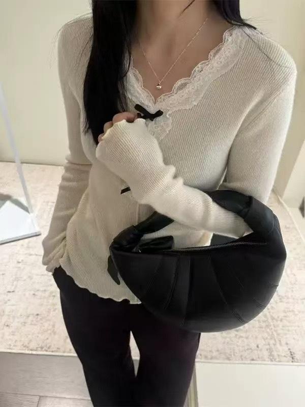 編み物 レディース Vのど首 絨毛 トップス 長袖 ティーシャツ 秋冬 女子らしい 愛くるしい ガーリー 黒いこと 白いこと 薄墨色