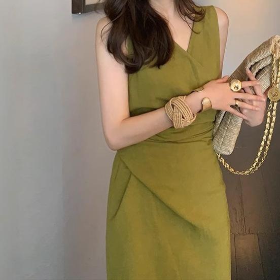 2025 の名 媛 女神 範 夏 C 位 vネックの 小さい 魚の 尾の スカートは 垂れ下がって ワンピースの 色 並べます|オレンジアイランド