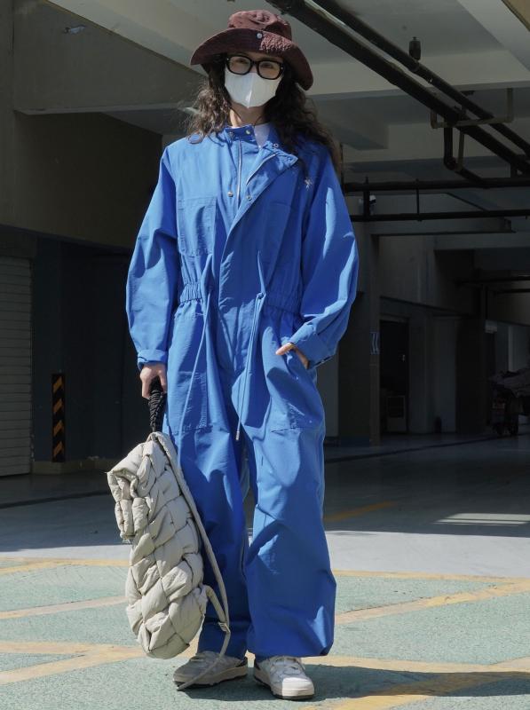 秋冬 女性用 日系 アウトドア 工装パンツ ワイドレッグ ロングパンツ ゆったり 快適 ミリタリー カジュアル 長袖 切り替え ポケット 粘着繊維 微弾力 中厚 明るいブルー グレーグリーン ハイウエスト ルーズフィット 軽量 普段使い 通勤 ストレッチ｜オレンジアイランド