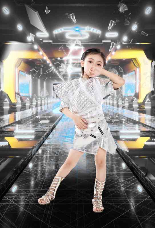 子供用 ダンス衣装 シルバー 未来感 スペーシー 宇宙飛行士 車モデル 撮影衣装 ショール付き スカートセット PU素材 110cm 120cm 130cm 140cm 150cm 160cm 170cm｜オレンジアイランド