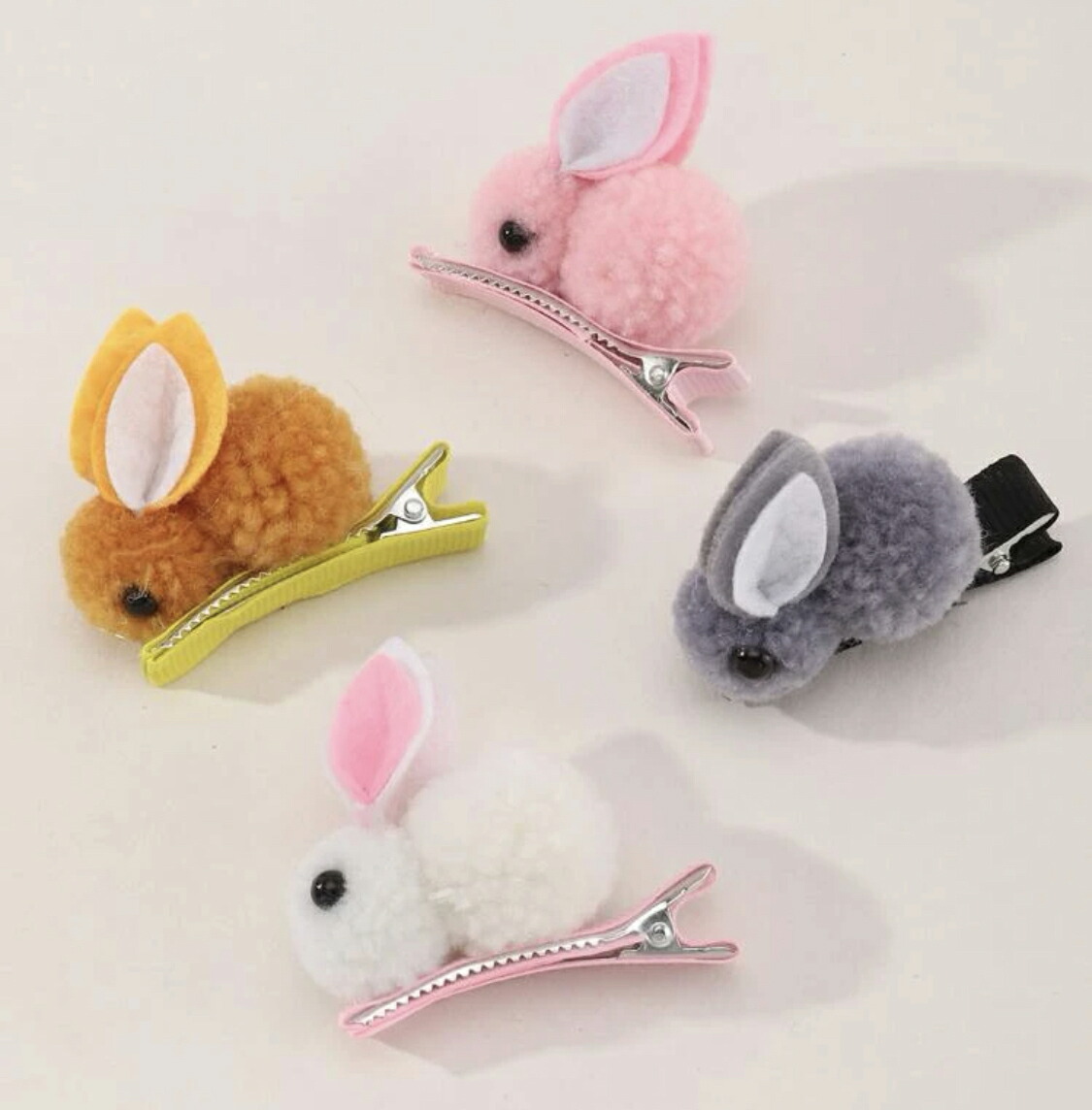 楽天市場】ヘアクリップ ウサギのヘアクリップ 【H46】 マスコット