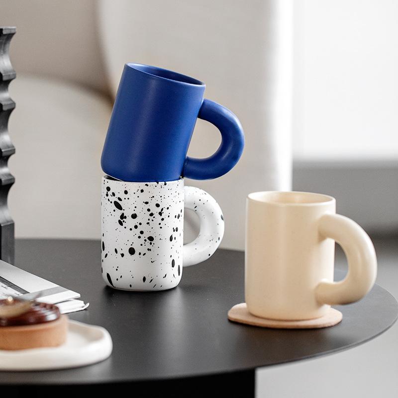 【送料無料】マグカップ かわいい クリーム 韓国風 水玉 コーヒーカップ ペア 陶器 280ml 誕生日 記念日 贈り物