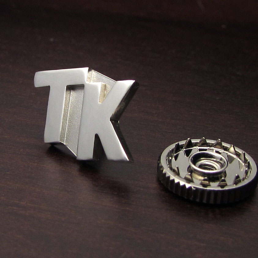 アルファベット スーツ ジャケットに ラペルピン 国産 カッコ良いフォント 送料無料 イニシャル ネジ式バッジ ギフト ネジ式バッジ 自社ブランド 完成イメージで安心 胸章 特価 ジャケット コートをおしゃれにするグッズ カッコ良いフォント 七五三 父の日 敬老の日
