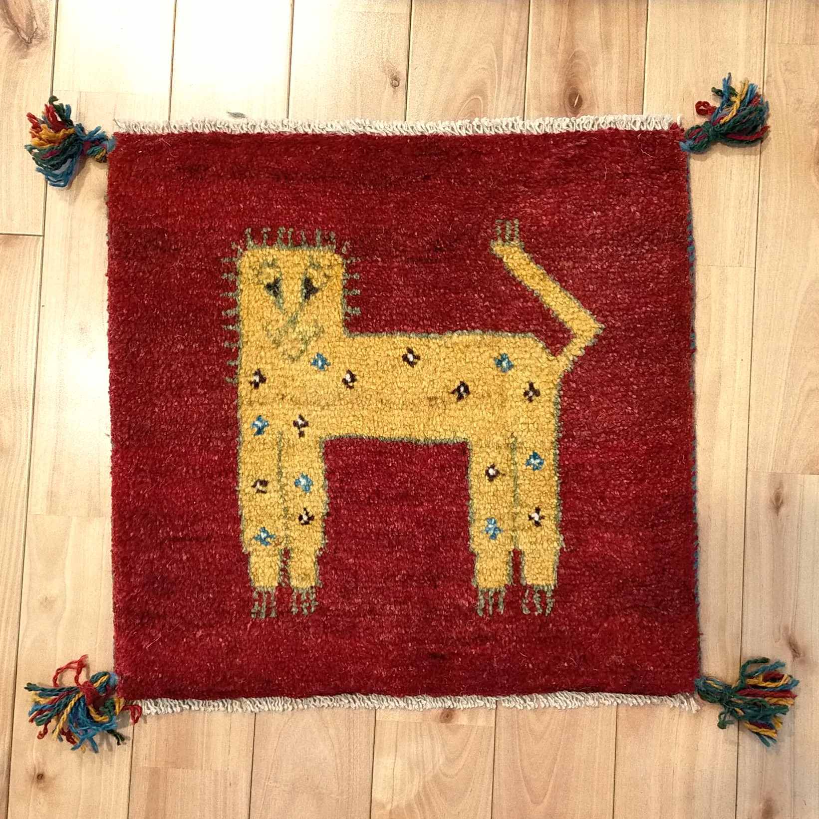 楽天市場】ペルシャ ギャッベ 本場イラン産 39.5x40cm 厚み 2.10