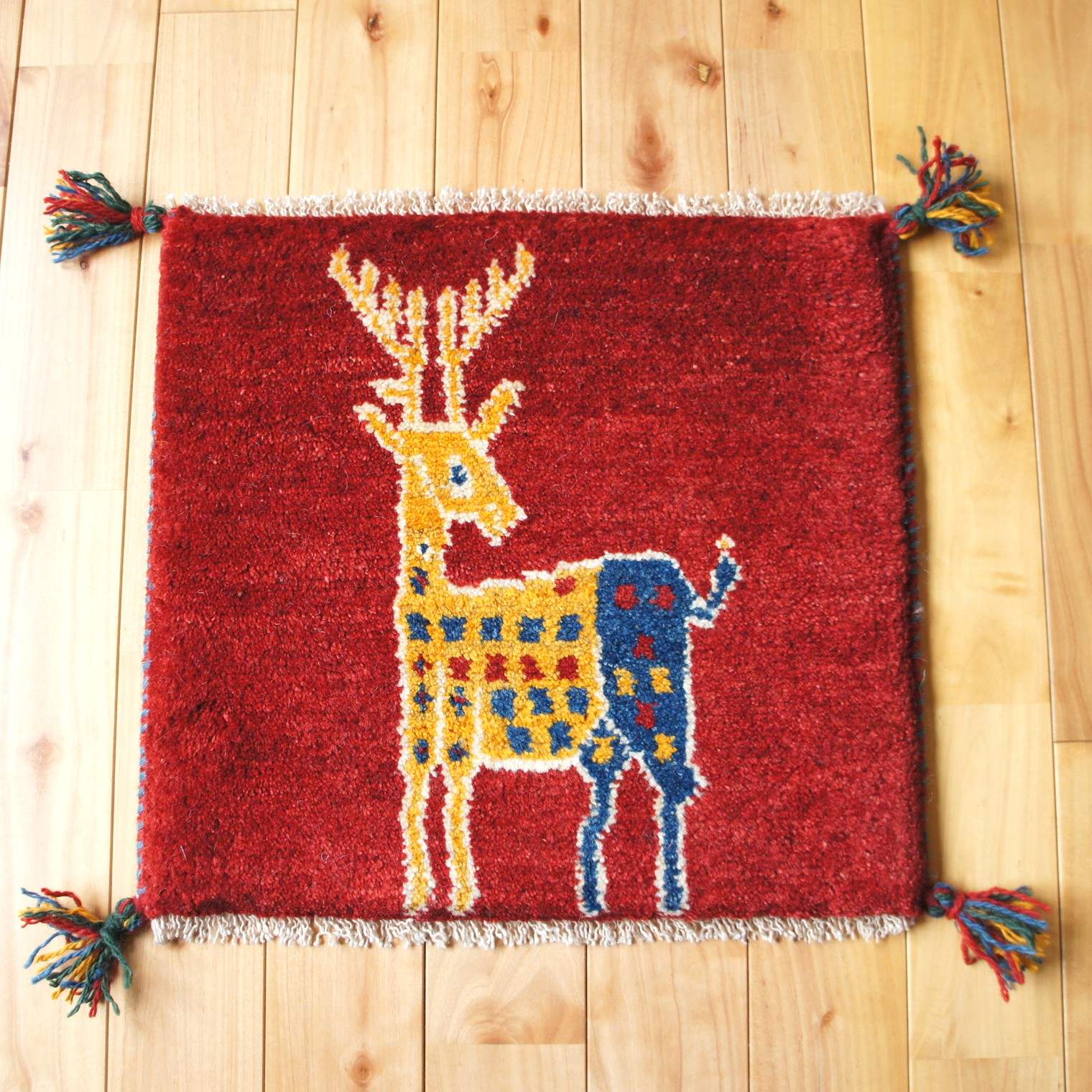 ギャッベ　ライオン　座布団　チェアマット　約40x40cm ペルシャ　イラン 楽天市場】ペルシャ ギャッベ 本場イラン産 39.5x40cm 厚み 2.10