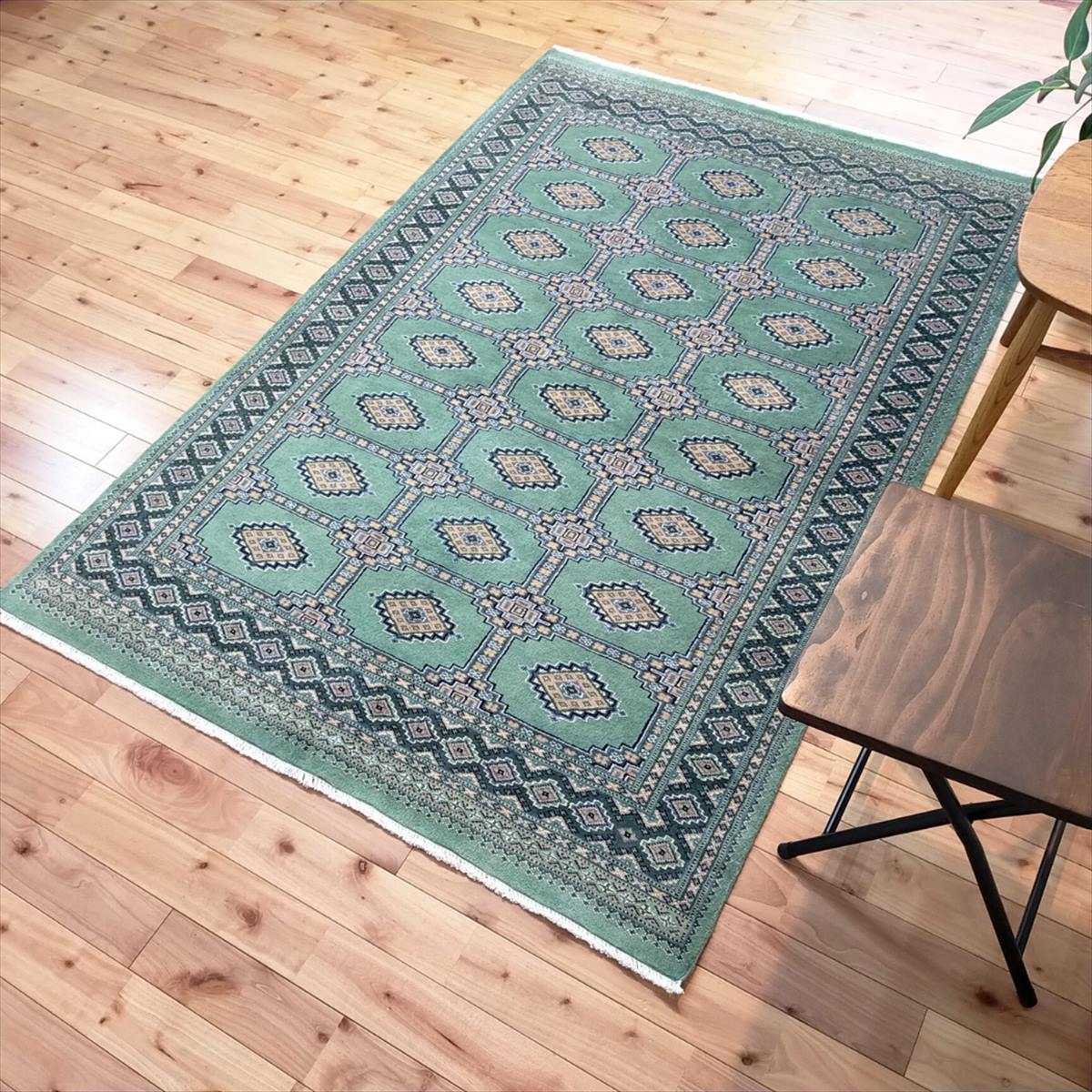 パキスタン手織り絨毯ウール100%グリーン