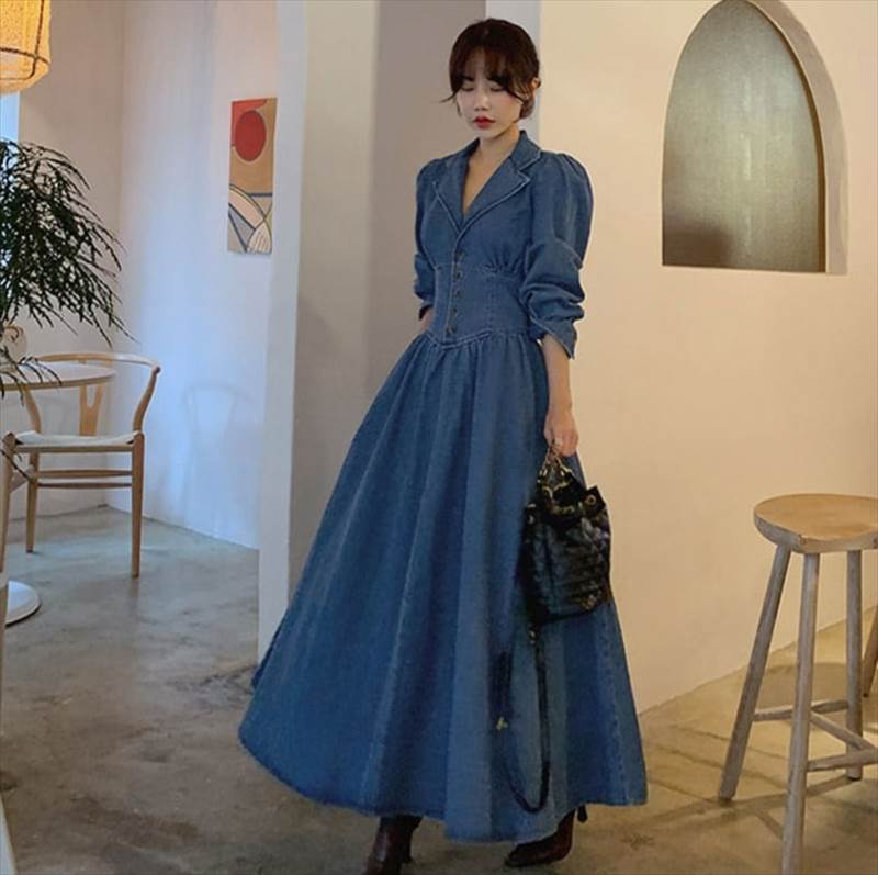 ワンピース デニムワンピース ロング丈 長袖 パフスリーブ Vネック 襟付き フレア Aライン ウエストマーク ポケット ハイウエスト デニム ブルーデニム 薄手 かわいい 大人可愛い きれいめ シンプル カジュアル OL ワンピース 大人 上品 韓国 オルチャン 個性的 送料無料｜ORIENTAL WIND