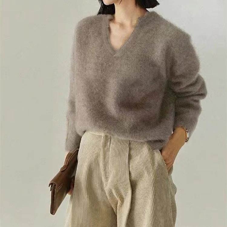トップス Vネック モヘアニットセーター レディース ニット セーター プルオーバー 丈長 長袖 ドロップショルダー 襟なし ふわふわ リブ モヘア かわいい 大人可愛い きれいめ シンプル カジュアル 上品 ルーズ 無地 個性的 トップス 春 秋 冬 韓国 オルチャン｜ORIENTAL WIND