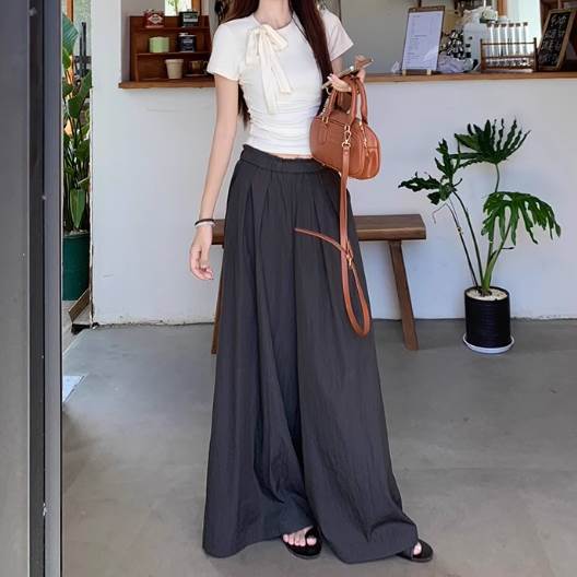レディース トップス パンツ ボトムス セットアップ ガウチョパンツ Tシャツ 半袖 ラウンドネック スリム 細身 ストレート タック リボン ハイウエスト かわいい 大人可愛い きれいめ シンプル 上品 おしゃれ こなれ感 クール 主役級 存在感 都会的 韓国 オルチャン