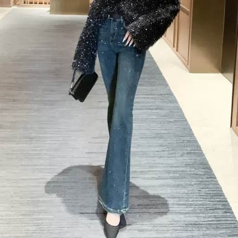 レディース パンツ ボトムス デニム Gパン ロングパンツ デニムパンツ スタッズ ストーン付き タイト 細身 スリム ストレート 刺繍 ハイウエスト かわいい 大人可愛い シンプル カジュアル 上品 大人 おしゃれ かっこいい 送料無料 個性的 パンツ レトロ 韓国 オルチャン