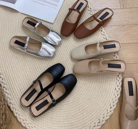 レディース パンプス ローヒール かわいい 大人可愛い きれいめ シンプル カジュアル 上品 おしゃれ かっこいい レトロ フォーマル エレガント ラブリー キュート ガーリー スポーティー マニッシュ ボーイッシュ ラフ ルーズ クール モード セ 韓国 オルチャン