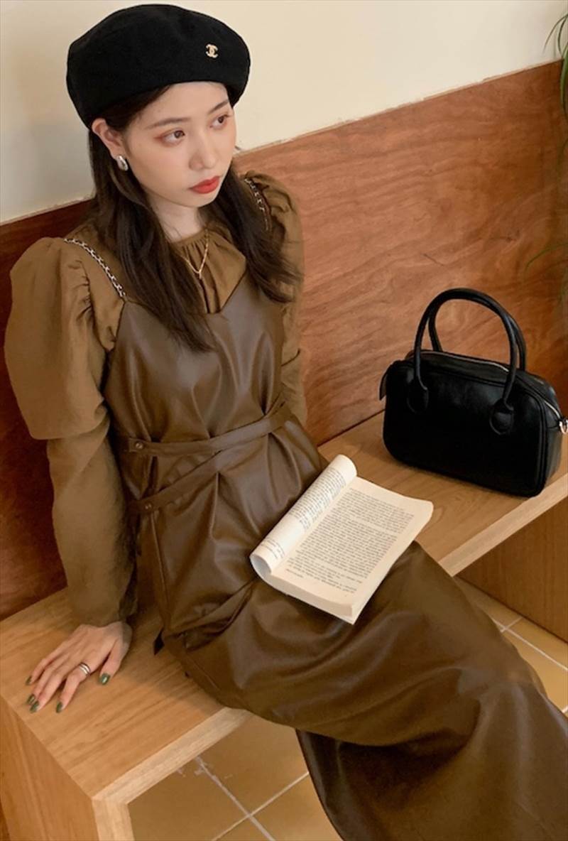 セットアップ シャツ レザー キャミワンピ 2点セット トップス キャミソール ワンピース ブラウス 膝下 ミモレ ミモレ丈 袖なし 袖あり 長袖 パフスリーブ ラウンドネック ベルト ハイウエスト PU ツーピース かわいい 大人可愛い シンプル カジュアル 大人 おしゃれ｜ORIENTAL WIND