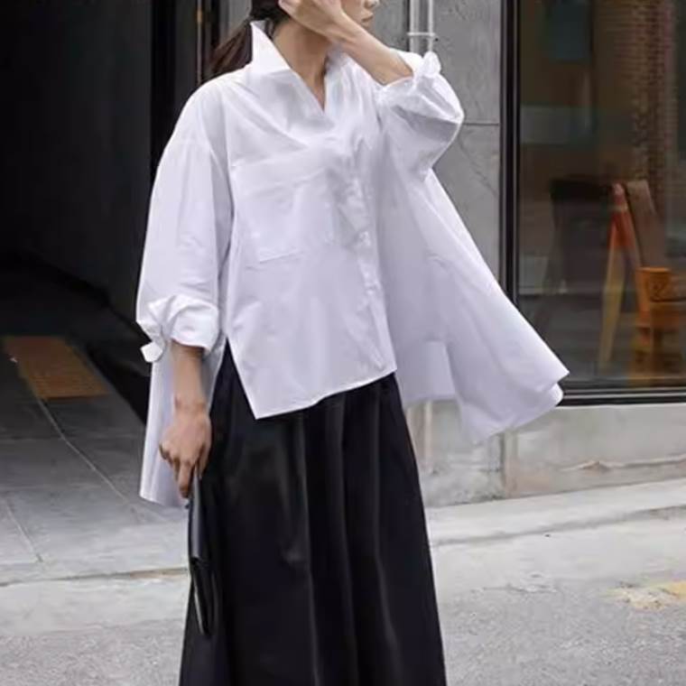 レディース シャツ ブラウス 長袖 前開き 襟付き ワイド オーバーサイズ ボタン 薄手 かわいい 大人可愛い きれいめ シンプル カジュアル 上品 おしゃれ かっこいい レトロ エキゾチック こなれ感 ラフ ルーズ 個性的 クール