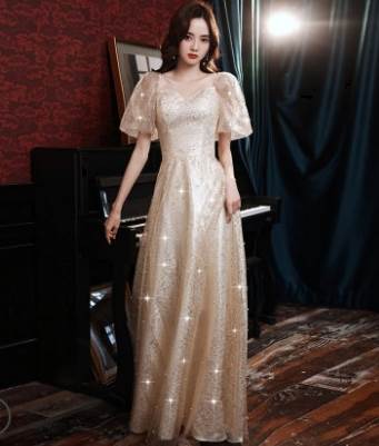 華やかロングドレス ロング丈 袖あり 華やか 光沢 爽やか 大人スタイル 大人可愛い きれいめ シンプル カジュアル 大人 上品 おしゃれ かっこいい レトロ アジアン 大人可愛い 大人女子 こなれ感 ラブリー キュート 個性的 存在感 無地 春 秋 冬 10代 20代 30代 40代
