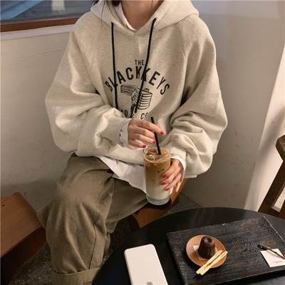 オーバーサイズパーカー トップス プルオーバー パーカー 袖あり 長袖 フード付き かわいい 大人可愛い きれいめ シンプル カジュアル 大人 上品 おしゃれ お洒落 かっこいい レトロ 大人可愛い 大人女子 こなれ感 ボーイッシュ スポーティー ルーズ クール 主役級