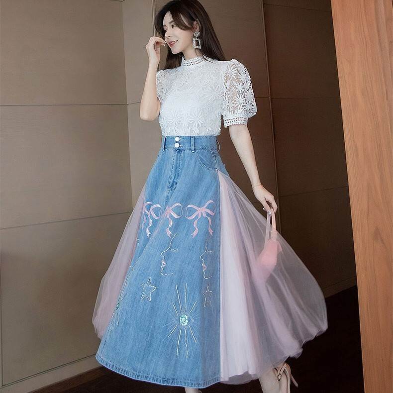 ツーピース トップス スカート ブラウス デニムスカート ミモレ丈 袖あり 半袖 パフスリーブ スタンドカラー Aライン 刺繍 チュール ドッキング ポケット ハイウエスト デニム かわいい きれいめ シンプル カジュアル 上品 おしゃれ 大人女子 ラブリー ガーリー 主役級