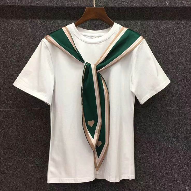スカーフ付Tシャツ トップス Tシャツ 袖あり 半袖 ラウンドネック 綿 かわいい 大人可愛い きれいめ シンプル カジュアル 大人 上品 おしゃれ お洒落 大人可愛い 大人女子 こなれ感 ラフ ラブリー キュート ガーリー 個性的 モダン 主役級 存在感 無地 柄 春 夏 10代
