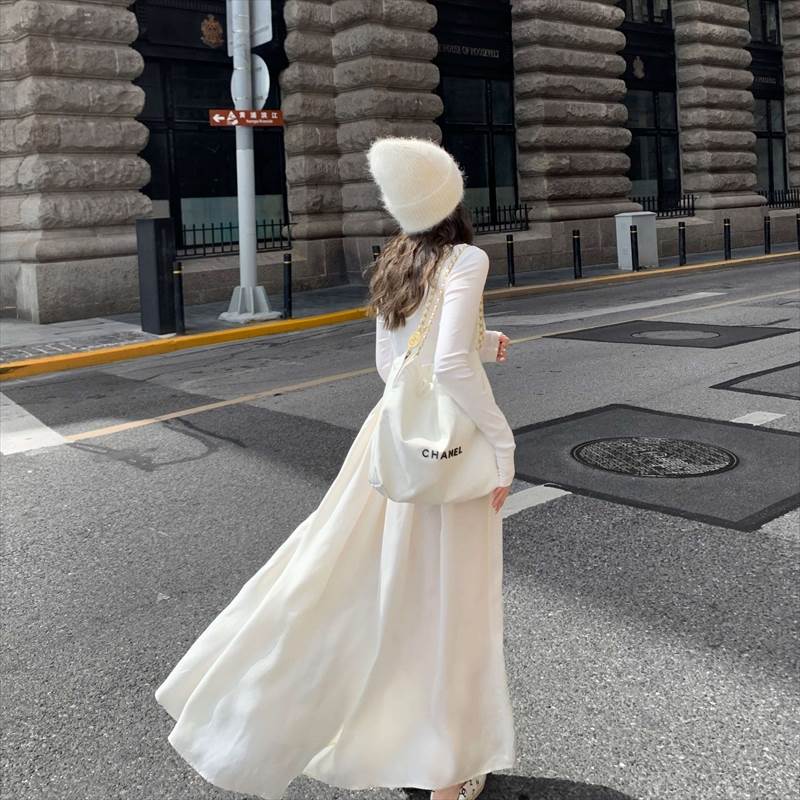 Open back long dress レディース 可愛らしい 成年者好いたらしい 好いたらしいめ 窈窕たる 今めかしい かっこいい こなれ感 個人的特徴的 窈窕たる 都会的 自然的 執務室 商行為 OL 通い 教え子 授業時間 会う約束  お出かけ お旅人宿