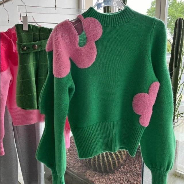 トップス ニットソー プルオーバー ミディアム丈 長袖 ラウンドネック ニット かわいい 大人可愛い きれいめ シンプル カジュアル 上品 おしゃれ かっこいい 大人女子 こなれ感 個性的 主役級 存在感 花柄 キュート ナ クール ガーリー ナチュラル ベーシック 秋 冬｜ORIENTAL WIND