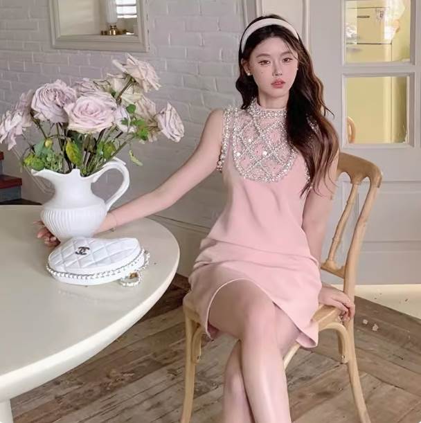 お召しもの 衣装 パールビジュー きつい 韓国 きつい ノースリーブ 無地 ホームパーティーアイテム ビジュー 有りがたさ会 御芽出度・二次会 愛くるしげ 成年者好いたらしい 好いたらしいめ 今めかしい 会う約束 お出かけ 寄りあい でき事 うしろ帯会 買い出し 合コン 相手 衣装