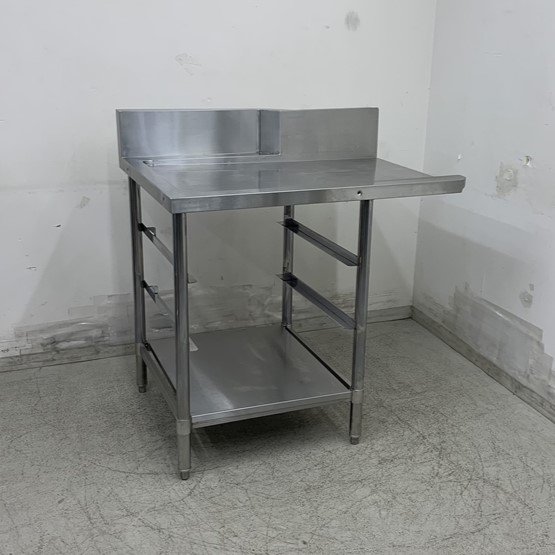 【値下げ】【中古】 A08435 ソイルド台 ラックレール付 ステンレス 食器洗浄機用 W925 x D700 ｘ H850(+150) mm　【業務用】【厨房用】【車上渡し又は営業所止め】 11,200円