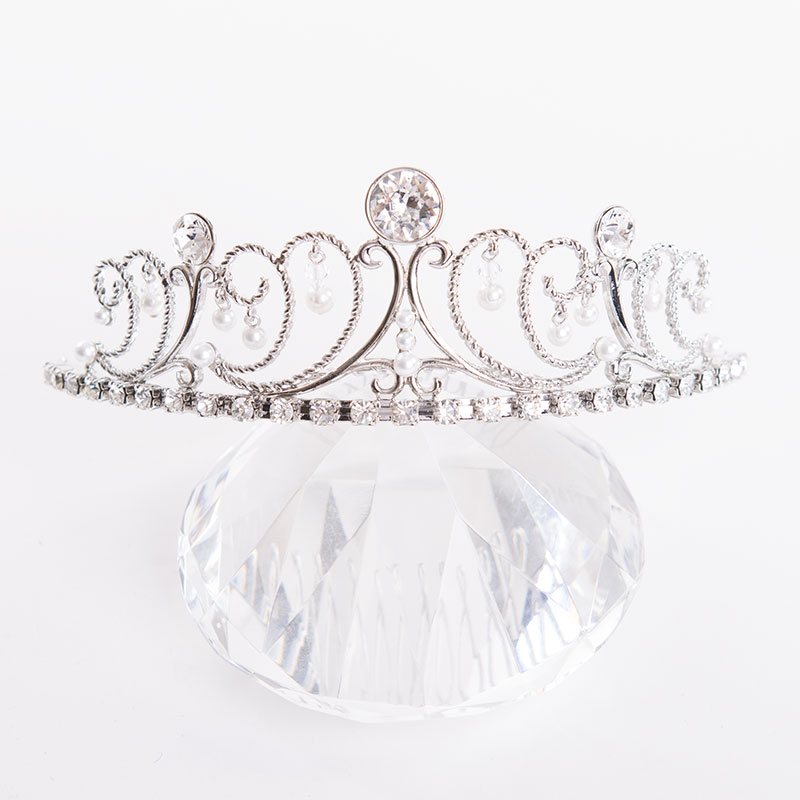 ティアラ 日本製 スワロフスキー使用 434 楽天市場】ティアラ 日本製 スワロフスキー使用 434 花嫁 ウェディング