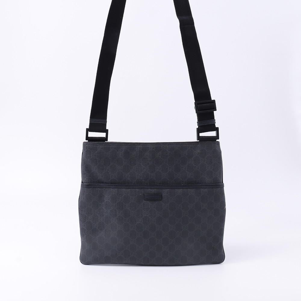 グッチ ショルダーバッグ PVC GGスプリーム メッセンジャー 162904 GUCCI 【安心保証】 【中古】