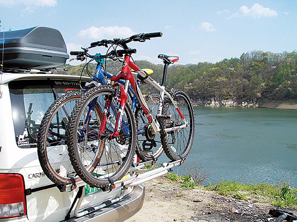 FIAMMA 昇降式サイクルキャリア キャリーバイクLIFT-77 未使用品／長期在庫の為、ジャンク品扱い Carry-Bike Lift 77