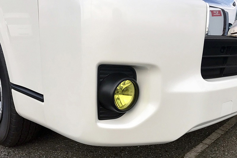 納期1週間【ゴリラのでべそ】ハイエース200系専用フォグカバー7型〜現行型用 納期1週間程【ゴリラのでべそ】ハイエース200系専用フォグカバー