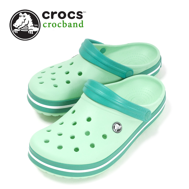 crocs m8