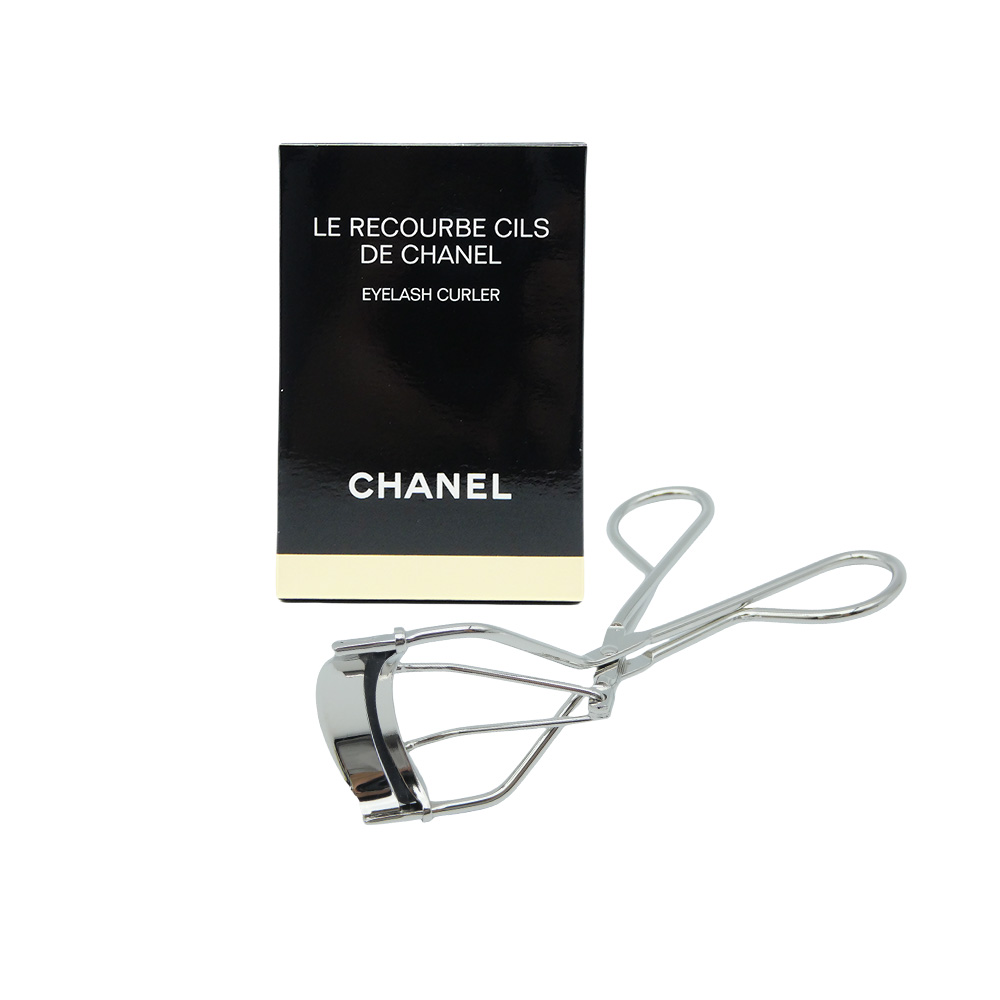 CHANEL シャネル アイラッシュ カーラー 1PCE／アイラッシュ カーラー（替えゴム2個付）